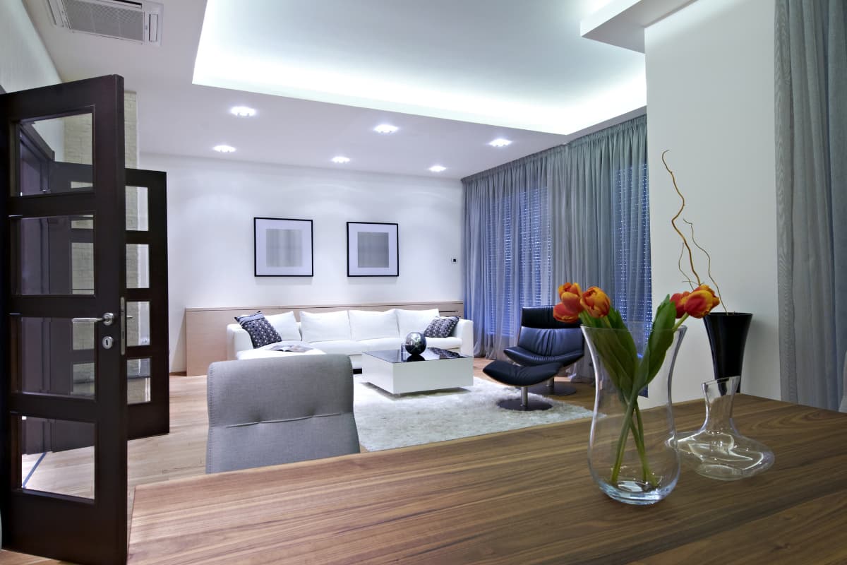 лед луни за таван